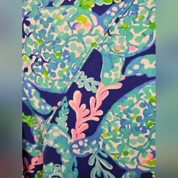 Lilly Pulitzer quarter zip popover sweatshirt extra small Turtle villa skipper - Picture 3 of 4